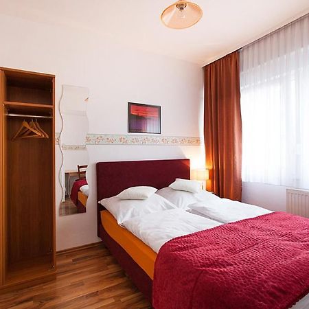 Pension Jasmin Pforzheim Zewnętrze zdjęcie